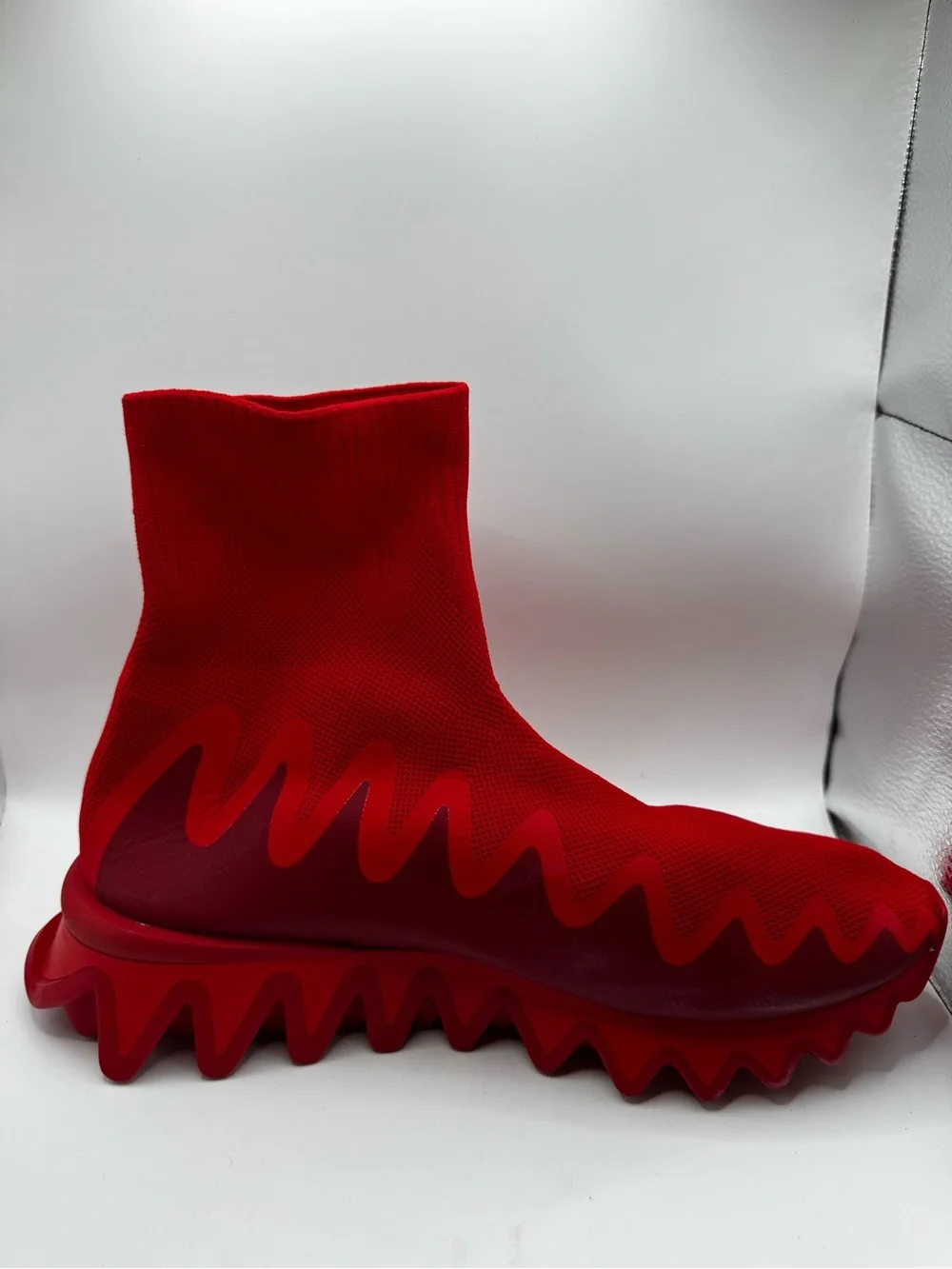 NEW Christian Louboutin Sharky Sock Knit Sneakers Red EU 44.5 US 11.5 Loubishark